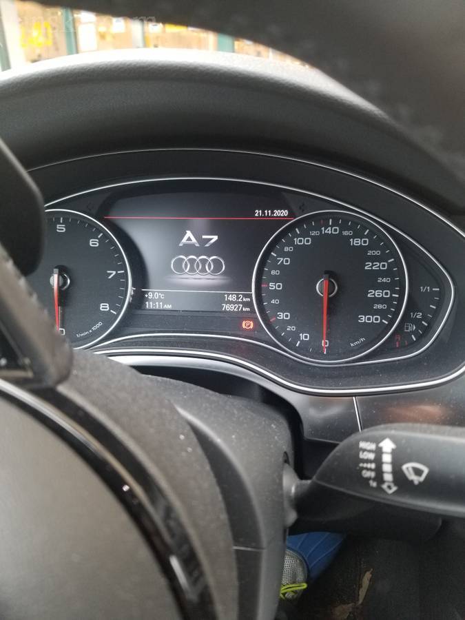 201124211057_audi dash.jpg